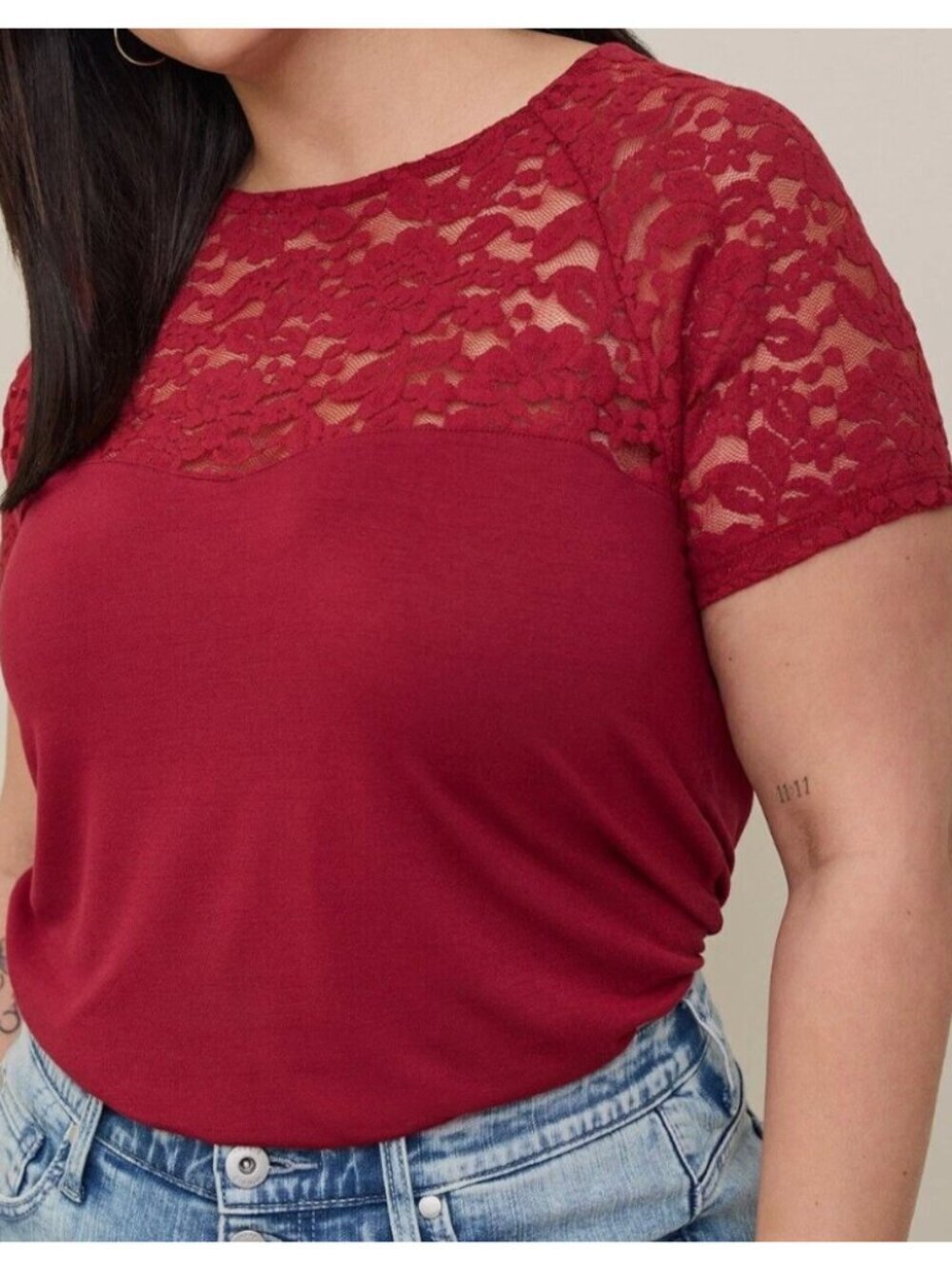 Super Soft by Torrid Women's Plus Size 3X Lace Mix Sweetheart Raglan Tee Red